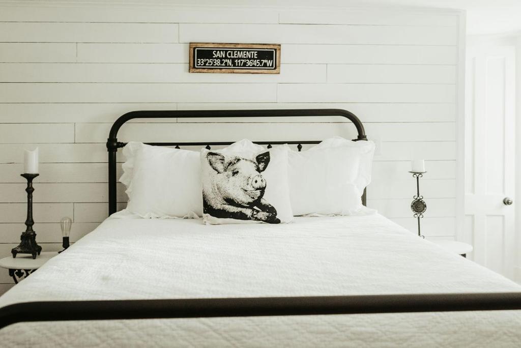 The Bond 1835 Hotel สกานีทาเลส ภายนอก รูปภาพ