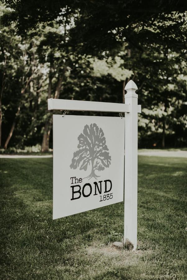 The Bond 1835 Hotel สกานีทาเลส ภายนอก รูปภาพ